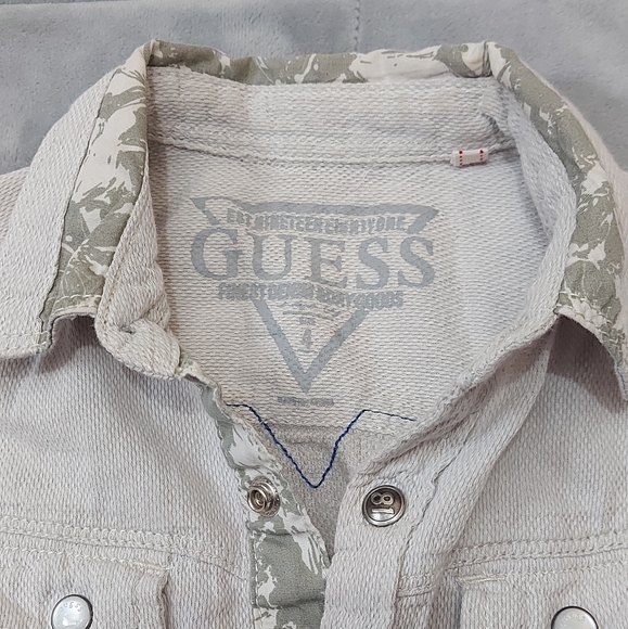 Guess Long Sleeve Button Down Shirt - Picture 2 of 8